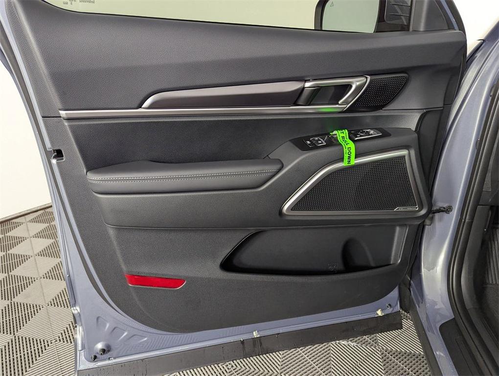 new 2025 Kia Telluride car, priced at $39,675