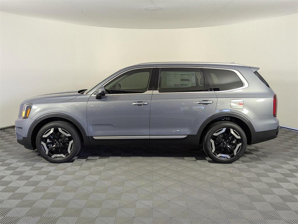 new 2025 Kia Telluride car, priced at $39,675