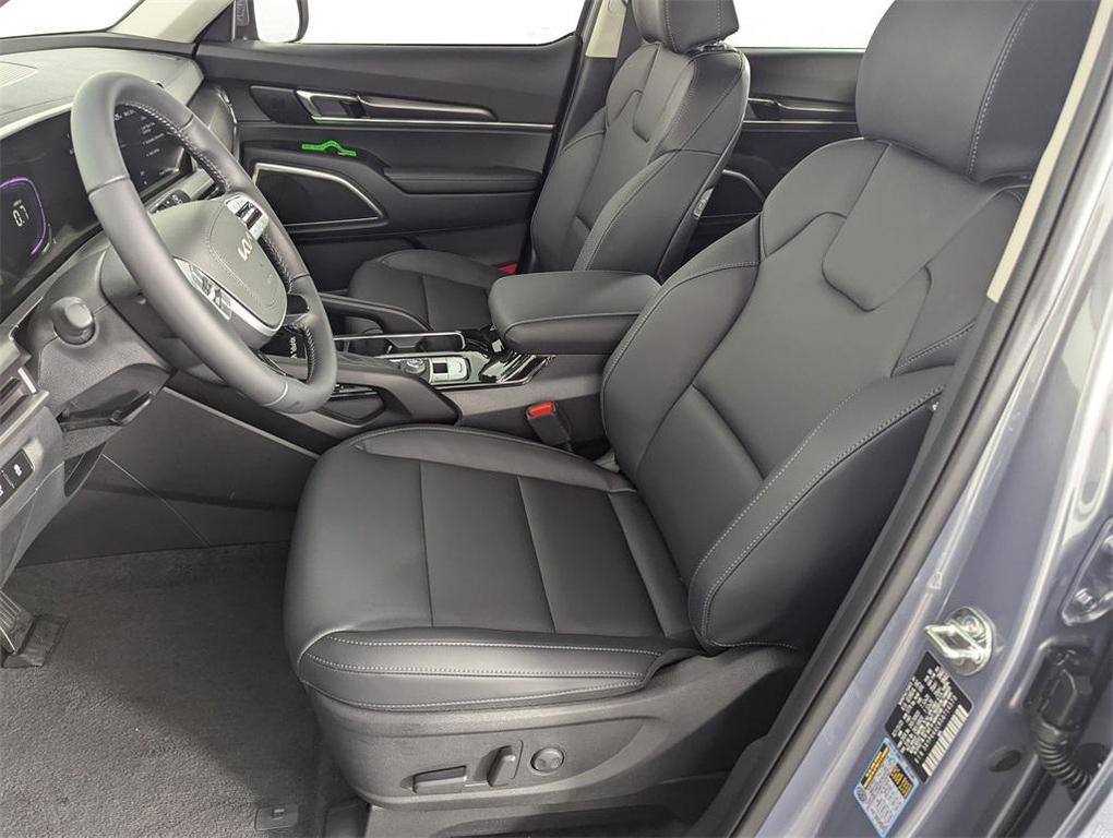 new 2025 Kia Telluride car, priced at $39,675