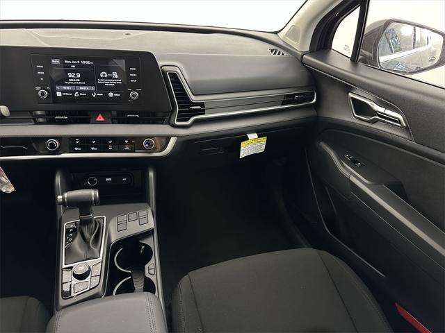 new 2025 Kia Sportage car, priced at $29,355