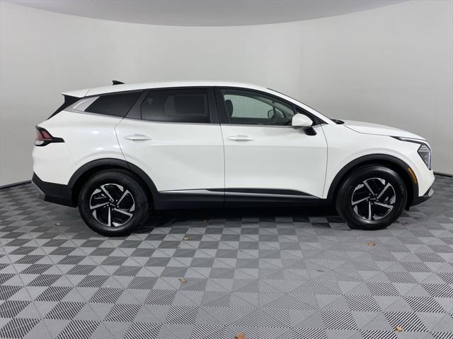 new 2025 Kia Sportage Hybrid car, priced at $30,655