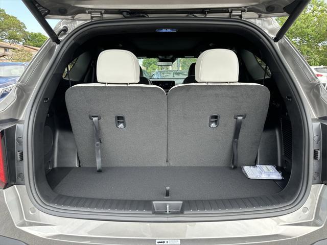 new 2025 Kia Sorento Hybrid car, priced at $48,720