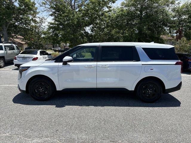 new 2025 Kia Carnival car, priced at $40,655