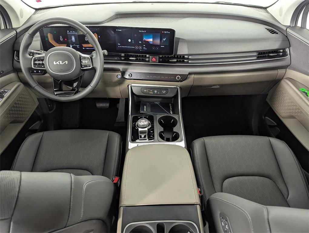 new 2026 Kia Carnival Hybrid car, priced at $44,760