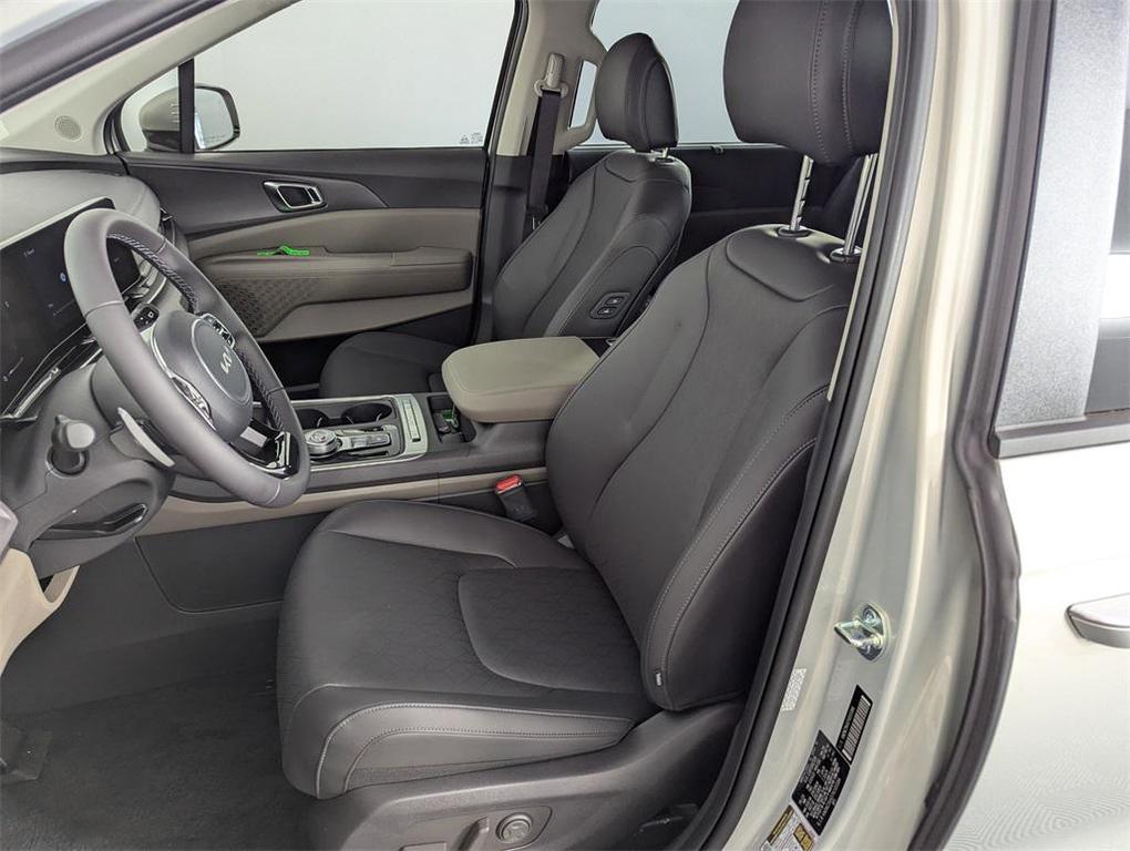 new 2026 Kia Carnival Hybrid car, priced at $44,760