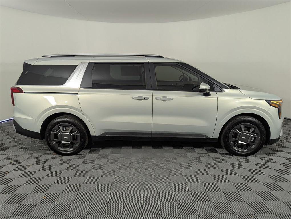 new 2026 Kia Carnival Hybrid car, priced at $44,760