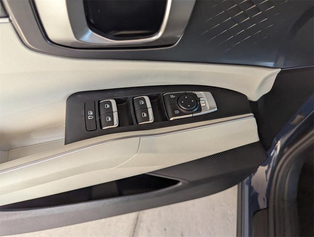 new 2025 Kia Sorento car, priced at $37,365