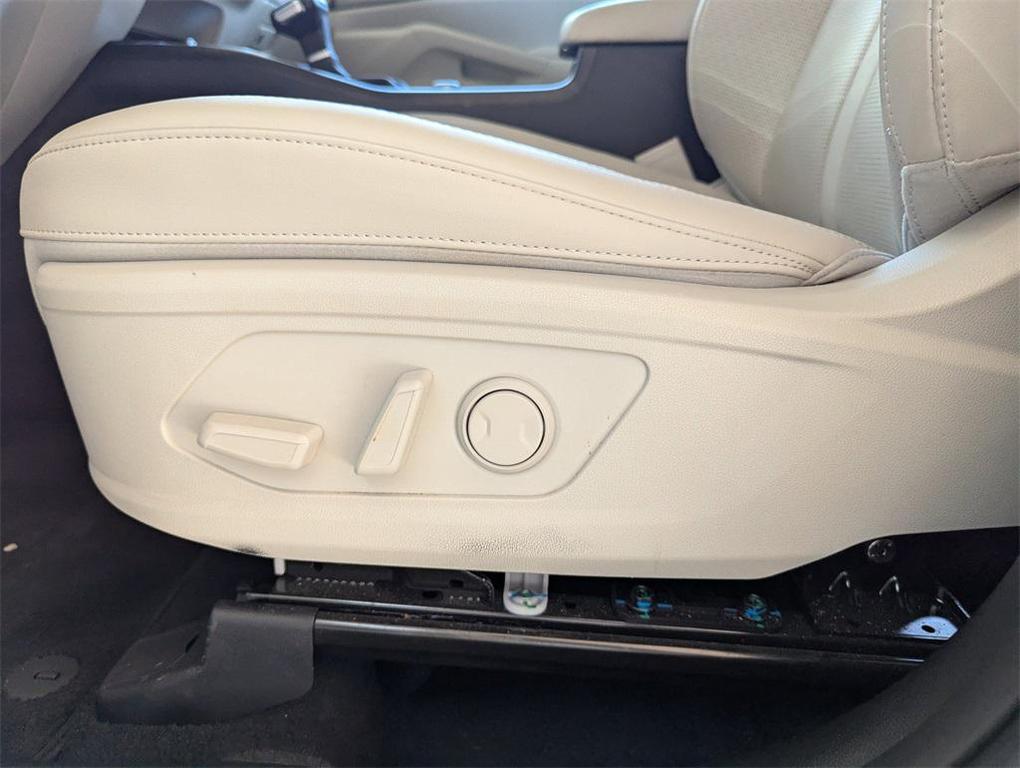 new 2025 Kia Sorento car, priced at $37,365