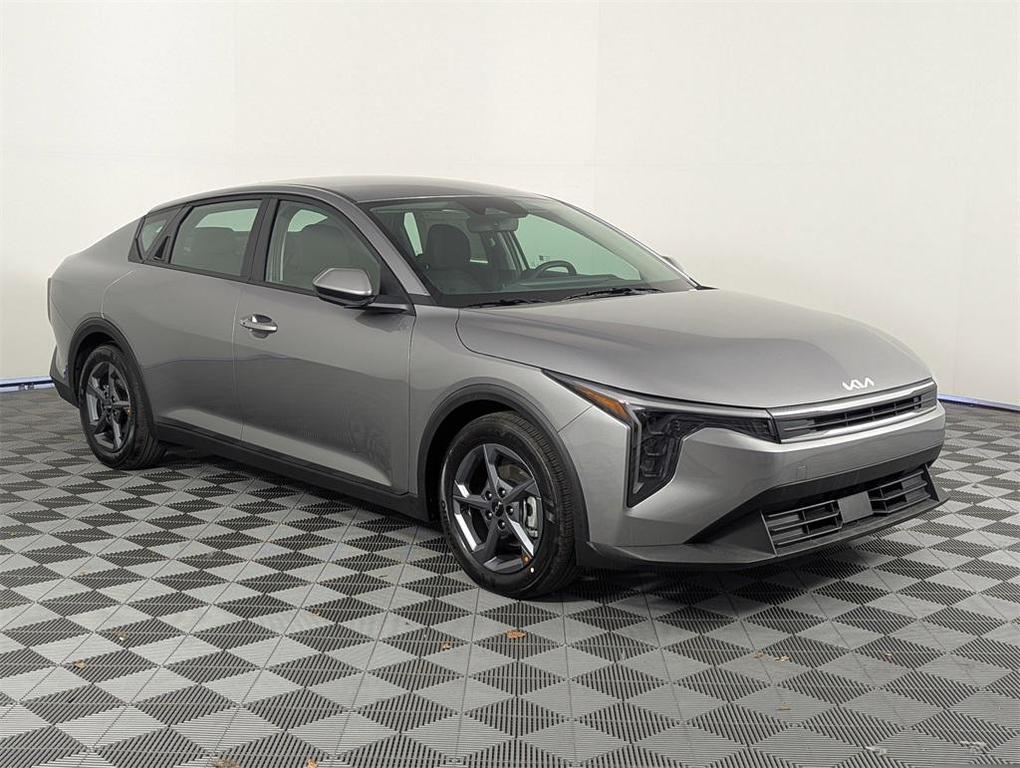 new 2025 Kia K4 car, priced at $23,853