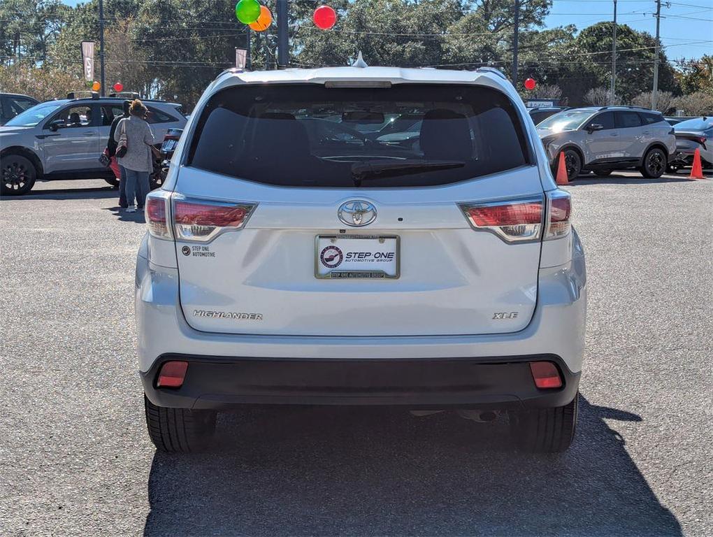 used 2015 Toyota Highlander car, priced at $16,702