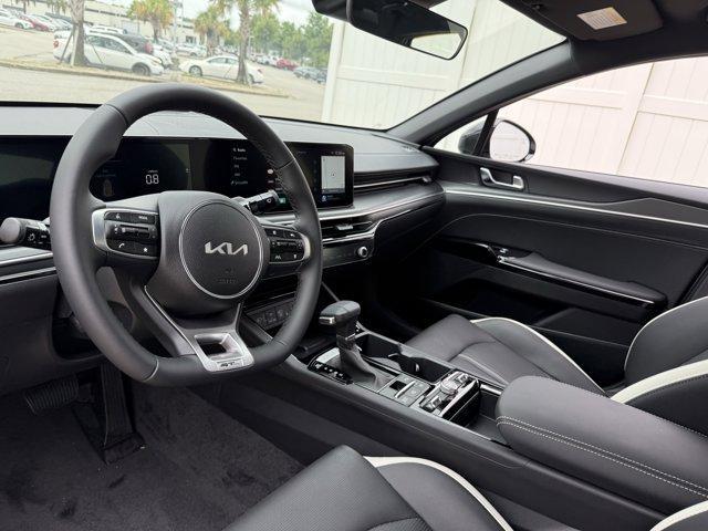 new 2025 Kia K5 car, priced at $30,245