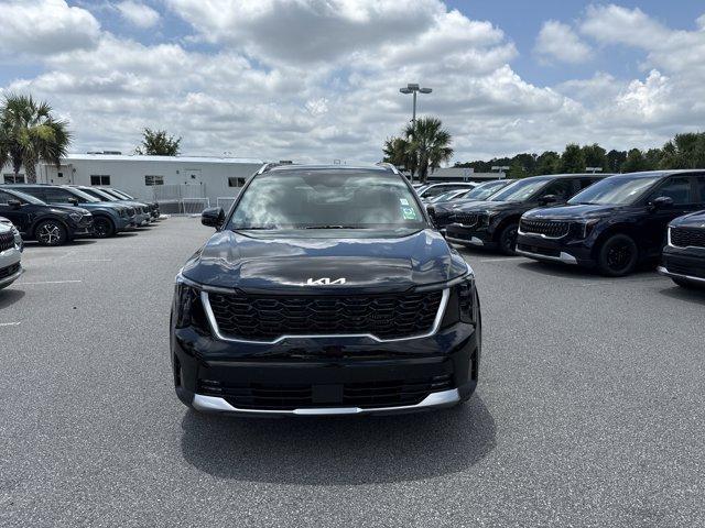 new 2025 Kia Sorento car, priced at $39,780