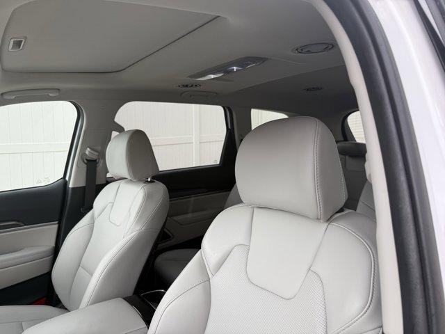 used 2024 Kia Telluride car, priced at $35,990