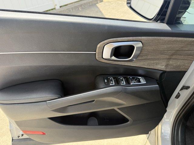 used 2022 Kia Sorento car, priced at $29,990