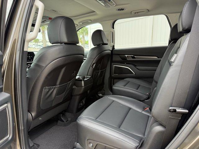 new 2025 Kia Telluride car, priced at $41,105