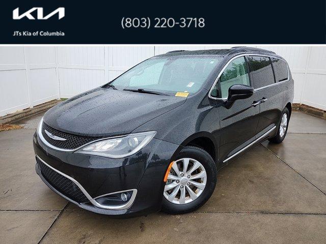 used 2017 Chrysler Pacifica car, priced at $10,990