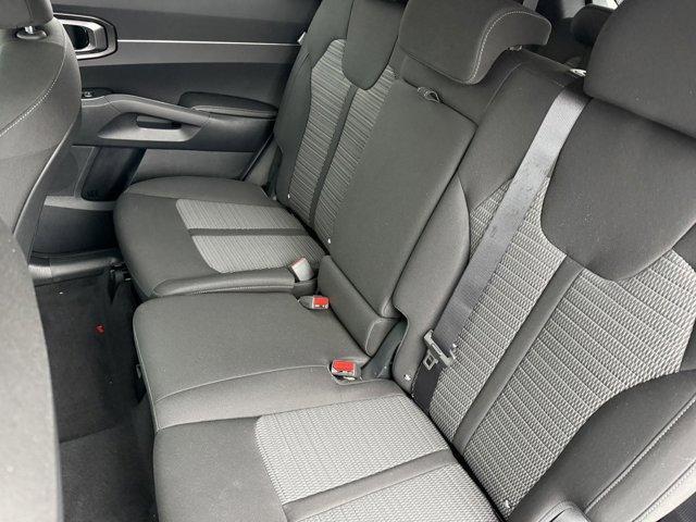 new 2025 Kia Sorento car, priced at $32,837