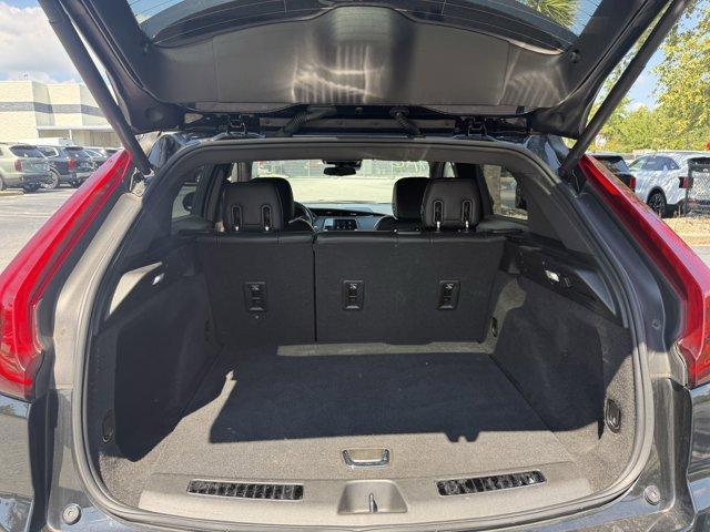 used 2023 Cadillac XT4 car, priced at $25,490
