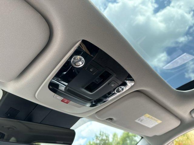 new 2025 Kia Sorento car, priced at $42,085