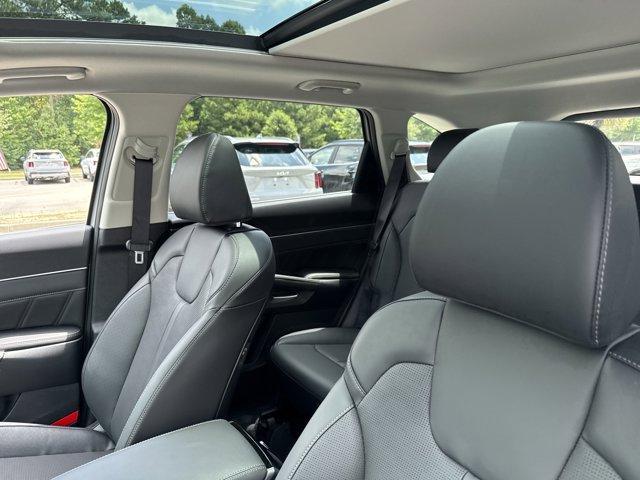 new 2025 Kia Sorento car, priced at $42,085