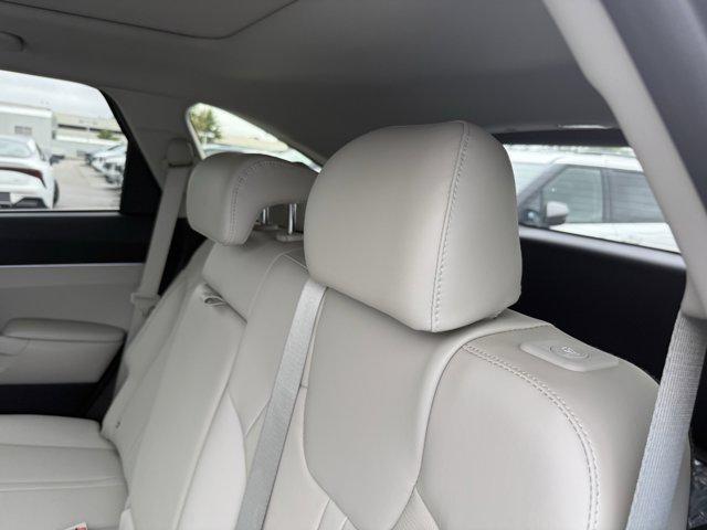 new 2025 Kia Sorento car, priced at $37,486