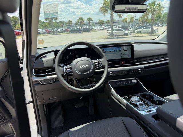 new 2025 Kia Carnival Hybrid car