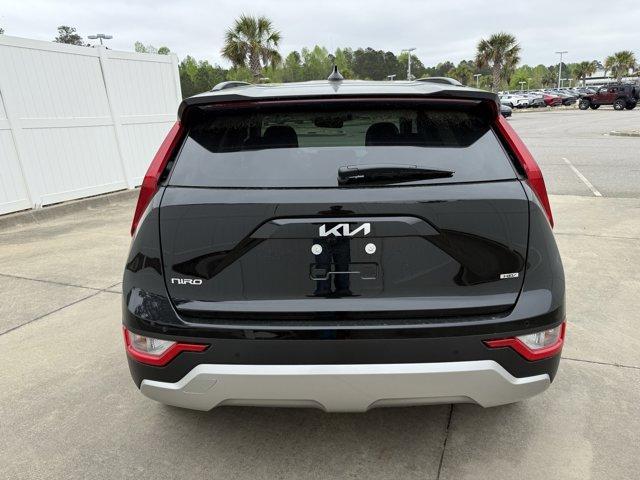new 2025 Kia Niro car