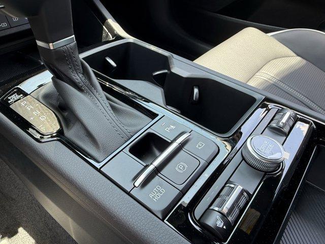 new 2025 Kia K5 car, priced at $30,245