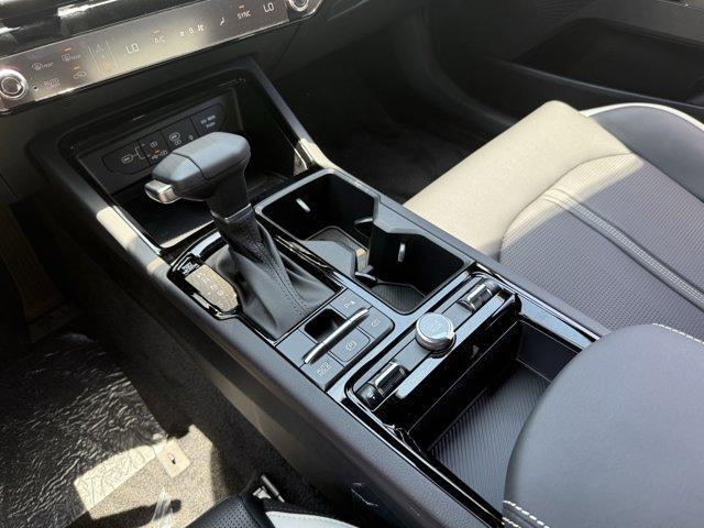 new 2025 Kia K5 car, priced at $30,245