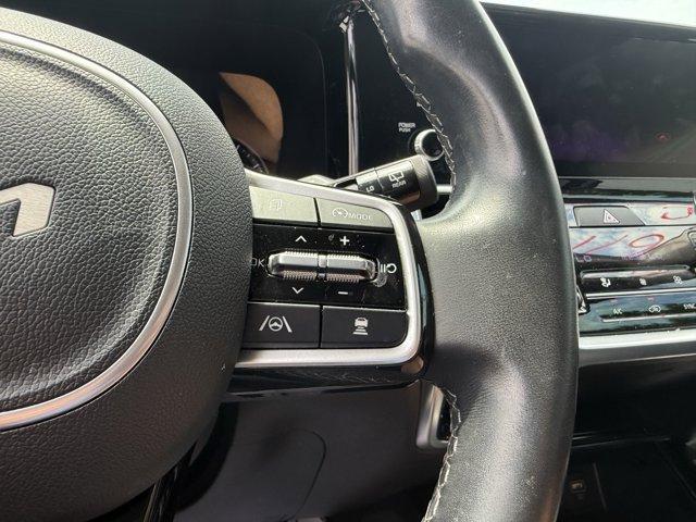 used 2022 Kia Sorento car, priced at $34,990