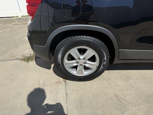 used 2020 Chevrolet Trax car, priced at $14,990