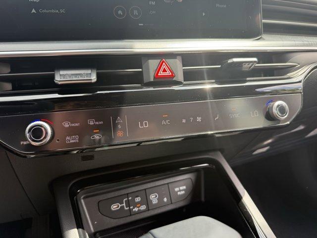 new 2025 Kia K5 car, priced at $30,045