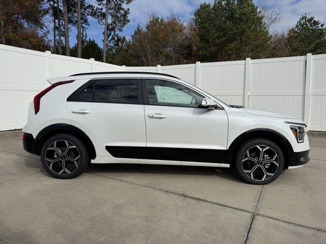 new 2025 Kia Niro car