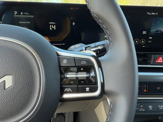 new 2025 Kia Carnival Hybrid car, priced at $43,180