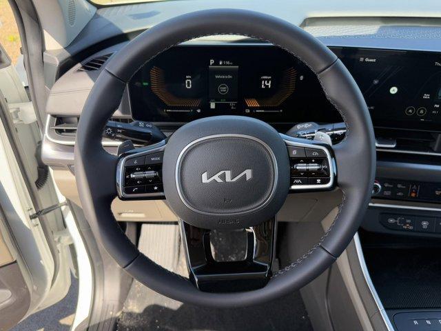 new 2025 Kia Carnival Hybrid car, priced at $43,180
