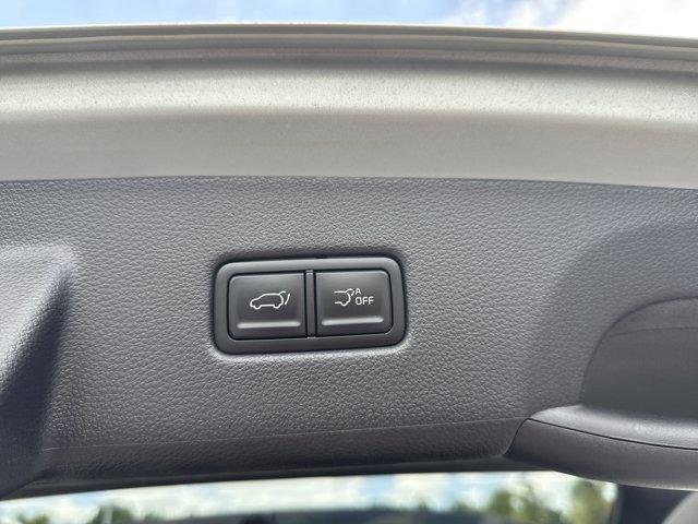 new 2025 Kia Carnival car, priced at $51,510