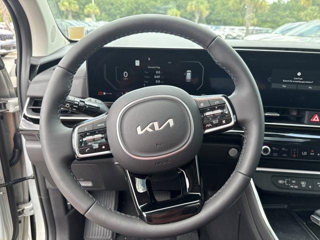 new 2025 Kia Carnival car, priced at $51,510