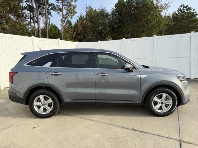 used 2022 Kia Sorento car, priced at $24,990