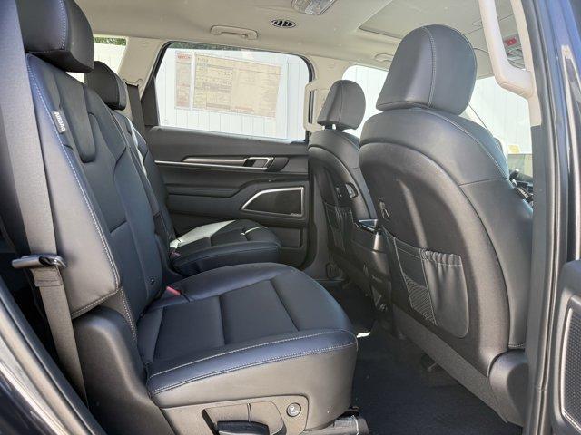 new 2025 Kia Telluride car, priced at $40,485