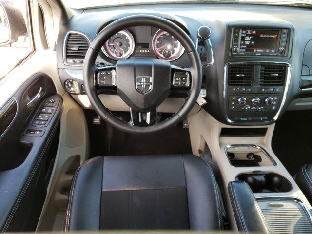 new 2019 Dodge Grand Caravan car