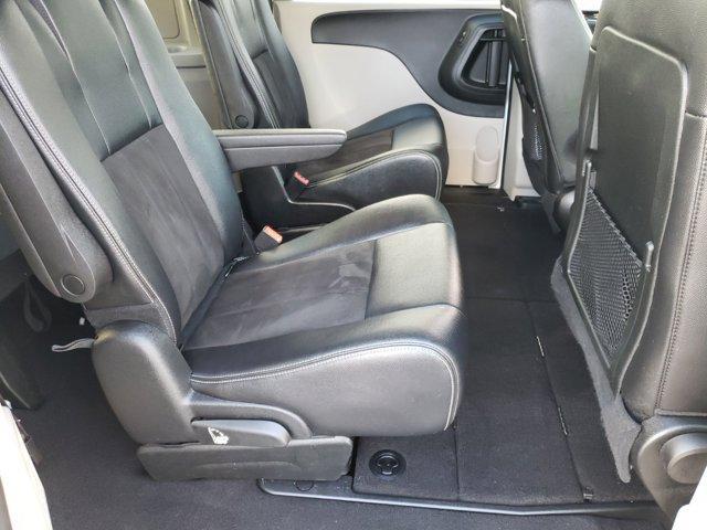 new 2019 Dodge Grand Caravan car