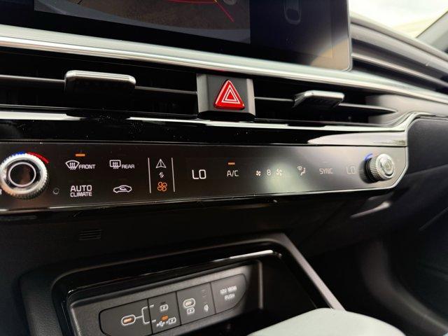 new 2025 Kia K5 car, priced at $30,165