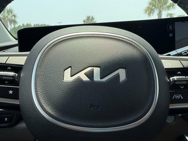 new 2025 Kia Carnival car