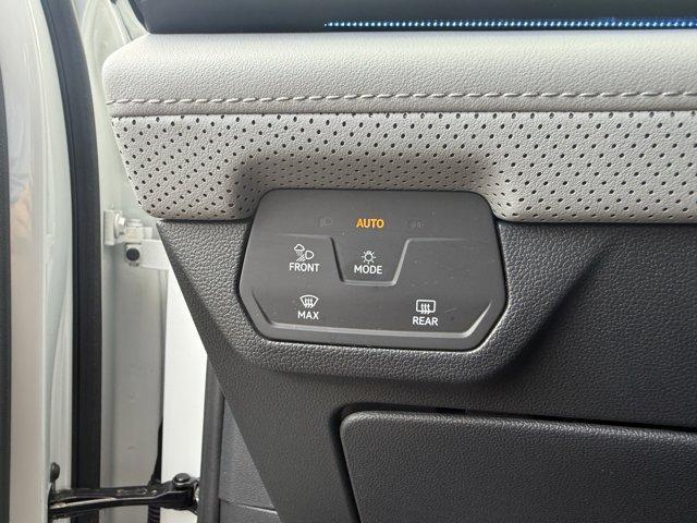 used 2024 Volkswagen Atlas car, priced at $37,990