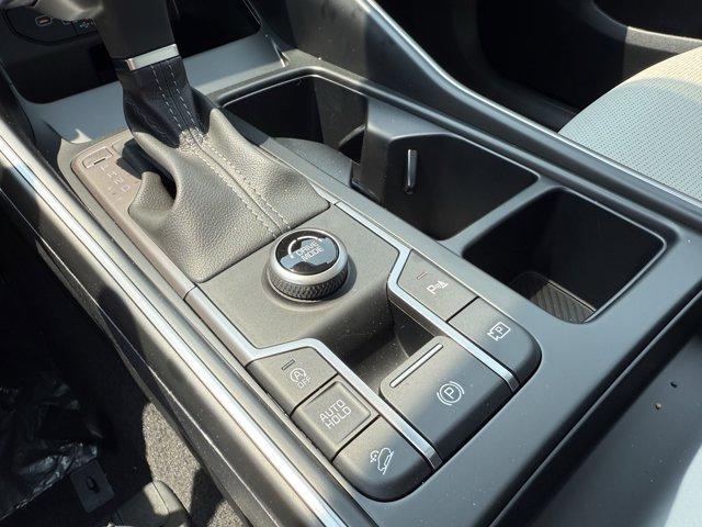 new 2025 Kia Sorento car, priced at $36,580