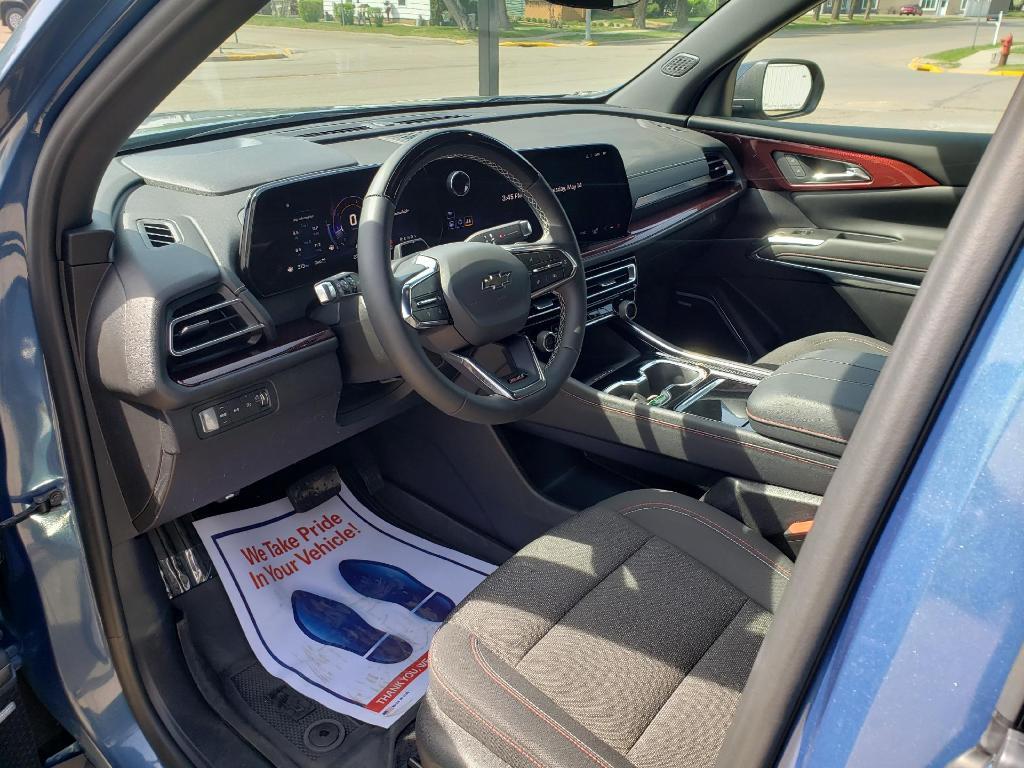 used 2024 Chevrolet Traverse car, priced at $48,999