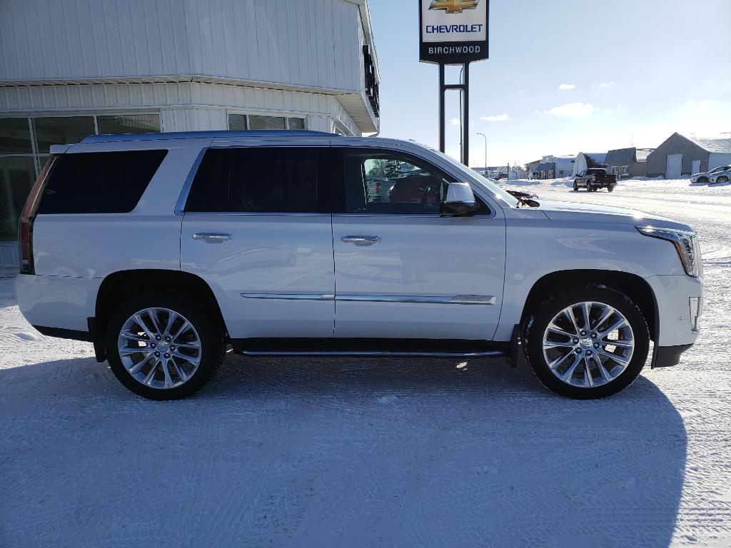 used 2020 Cadillac Escalade car, priced at $39,999