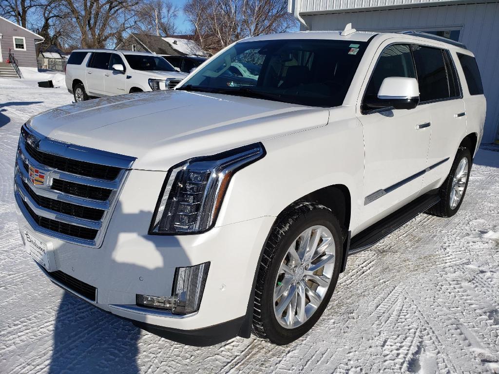 used 2020 Cadillac Escalade car, priced at $39,999