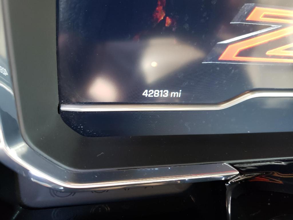 used 2024 Chevrolet Silverado 2500 car, priced at $65,999