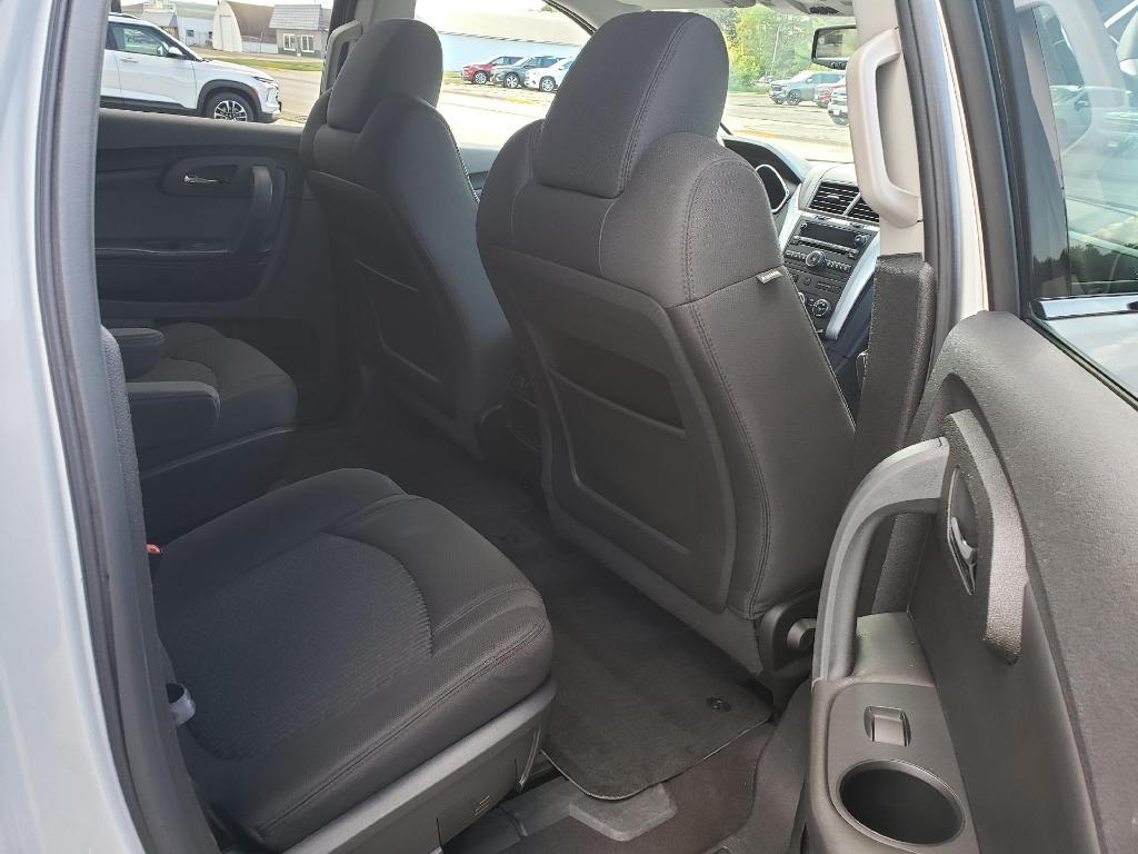 used 2011 Chevrolet Traverse car, priced at $9,490